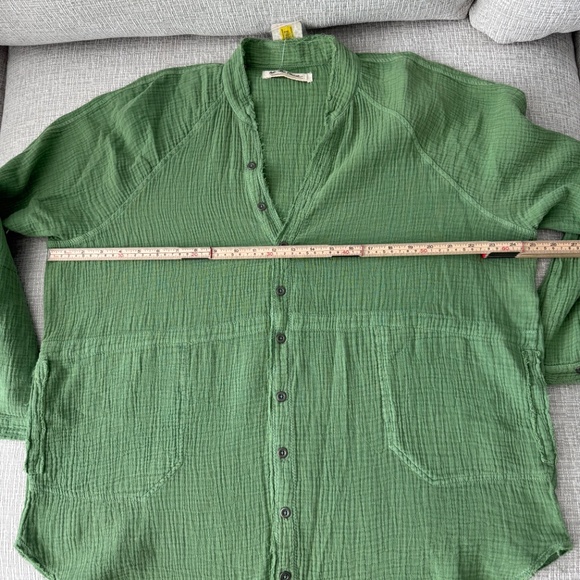 FREE PEOPLE We the Free Women’s Summer Daydream Button Down Green Shirt S NWT - Picture 7 of 12